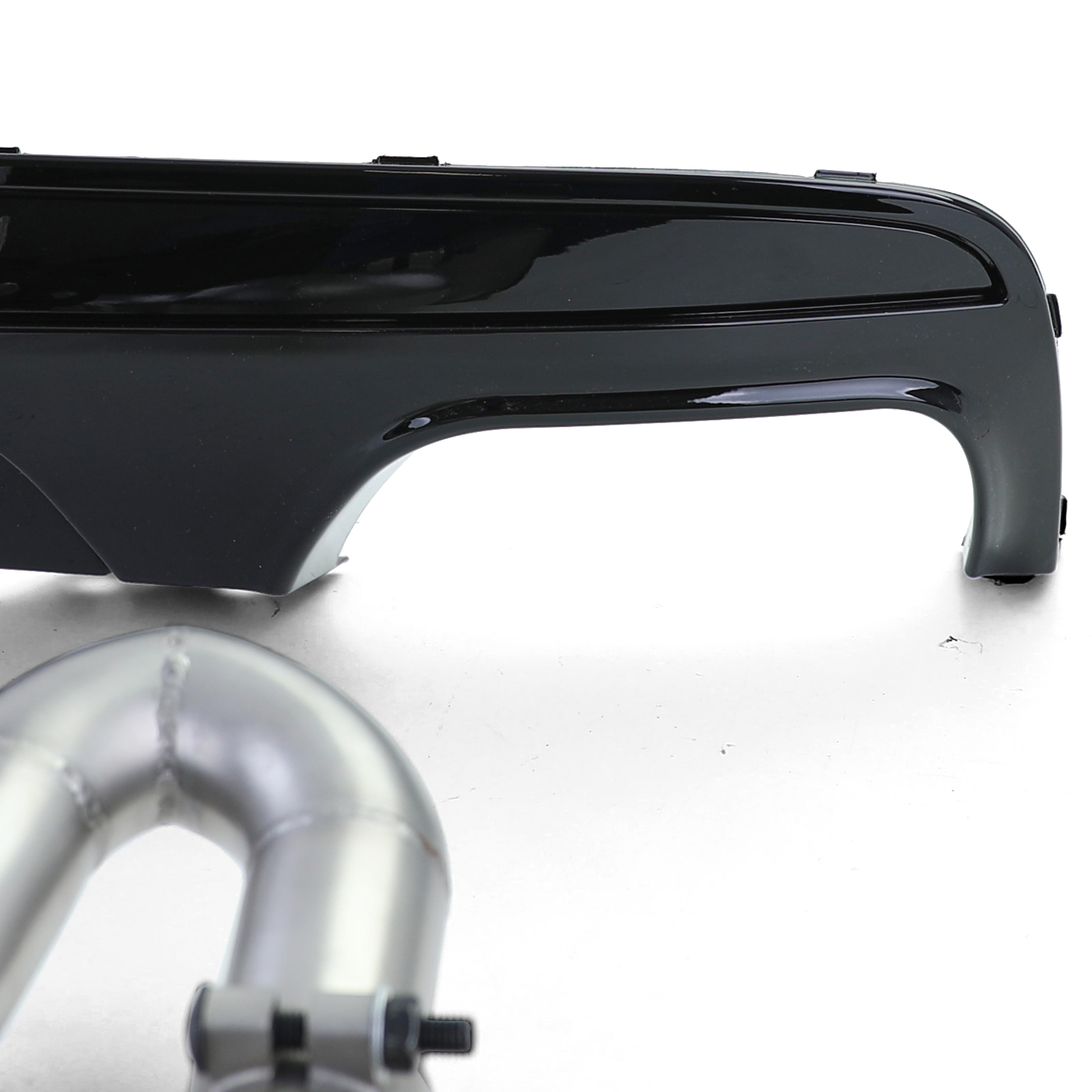 Achterdiffusor Glans + Duplex V8-uitlaatconversie passend voor BMW F10/F11 - Afbeelding 8
