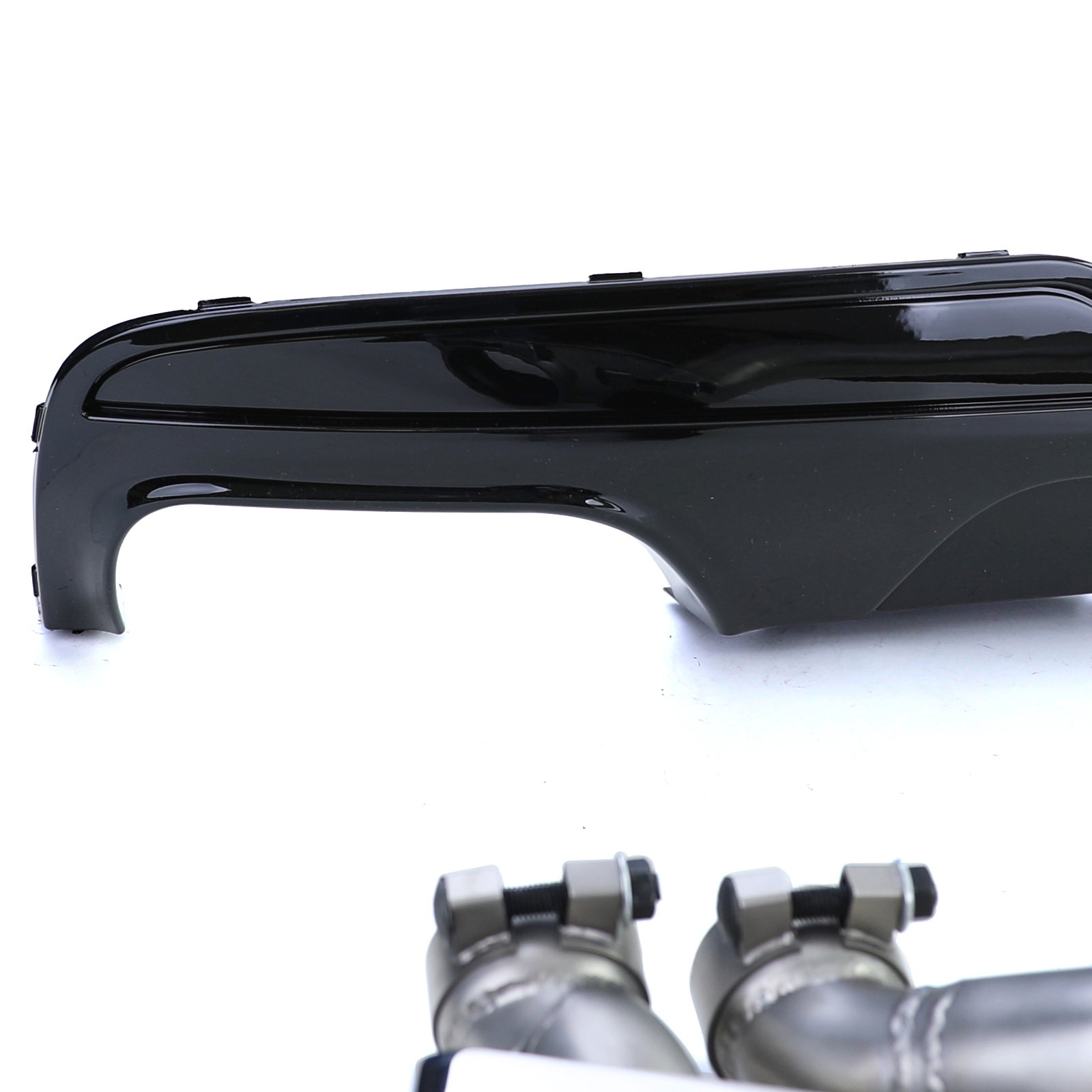 Achterdiffusor Glans + Duplex V8-uitlaatconversie passend voor BMW F10/F11 - Afbeelding 9